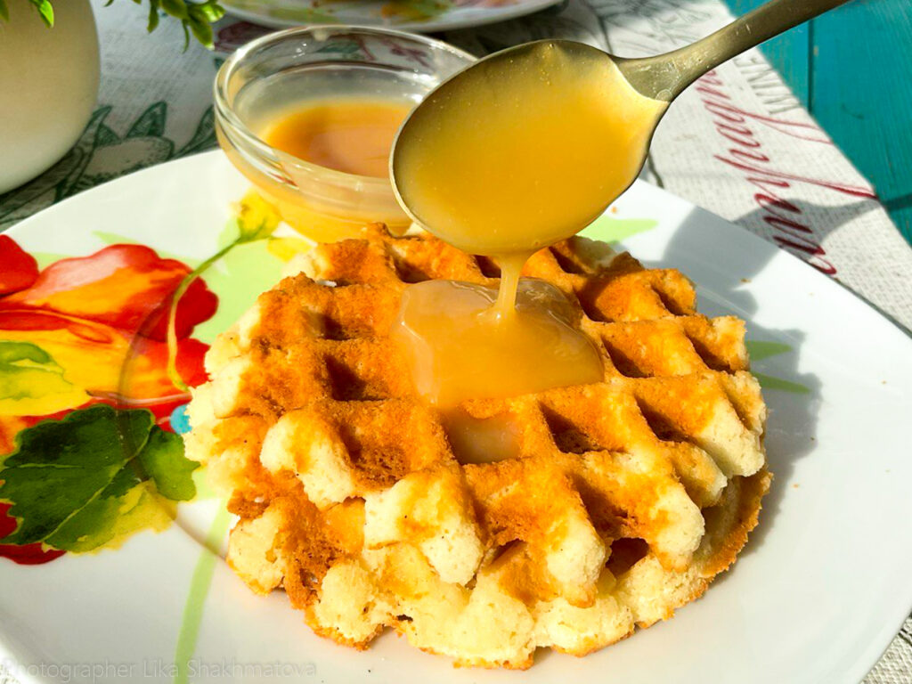 Fit n Food Soolatud karamell syrup 425ml — Salted Caramel — Spread view 2