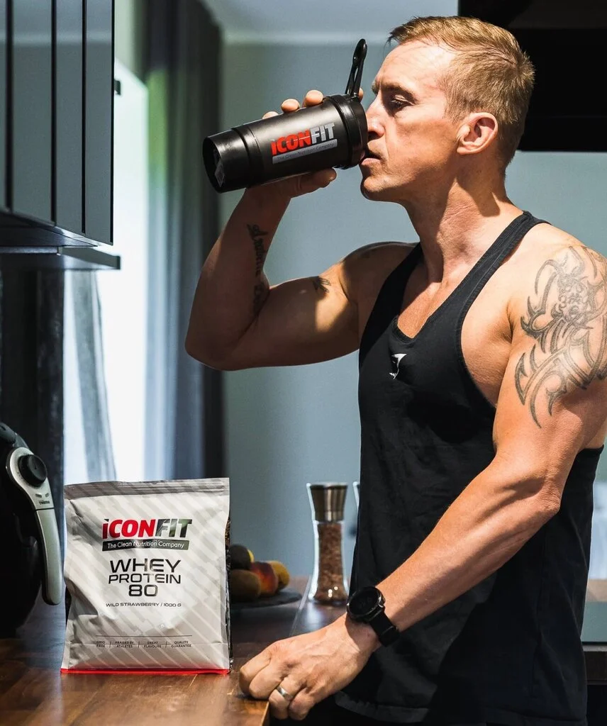ICONFIT Whey Protein 80 Banaan 1kg — Banana — Powder view 2
