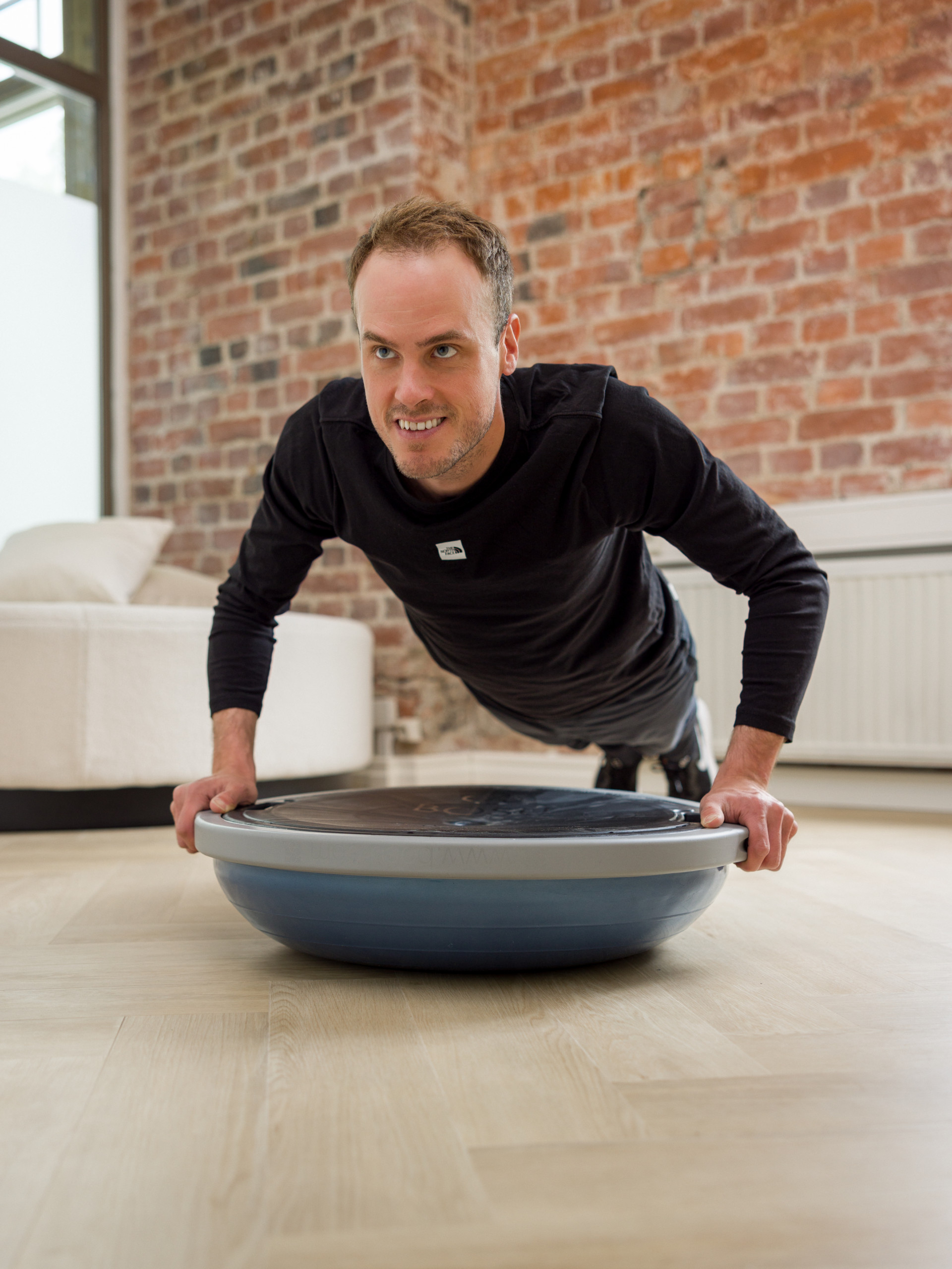 Bosu Balance Trainer view 5